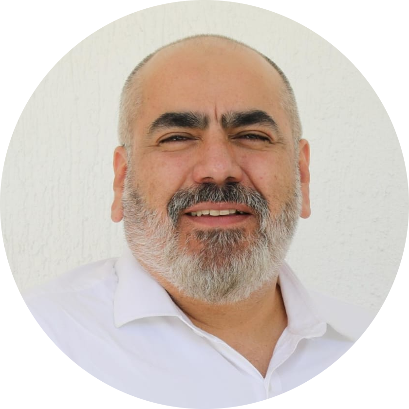 <p>Marco Lazo</p>